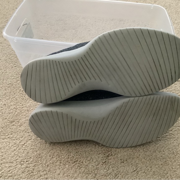 Allbirds Merino Wool Runner Size 7 - Picture 6 of 7